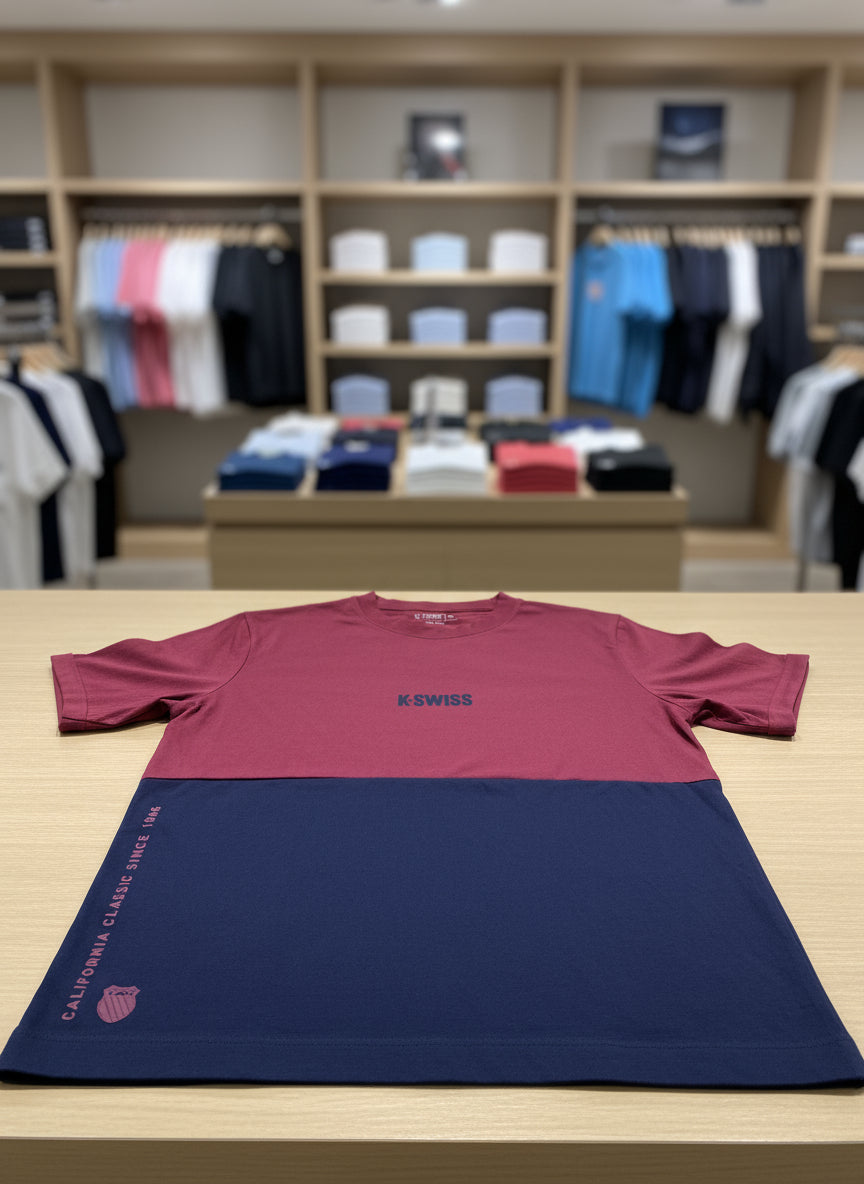 Playera K-Swiss Bicolor Borgoña y Azul Marino - Estilo Elegante y Distintivo